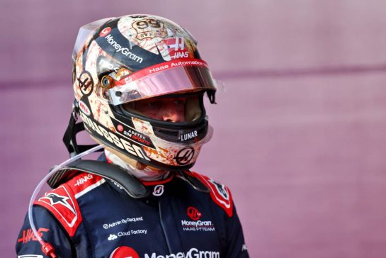Kevin Magnussen (DEN) Haas F1 Team in Sprint parc ferme.
21.10.2023. Formula 1 World Championship, Rd 19, United States Grand Prix, Austin, Texas, USA, Sprint Day.
- www.xpbimages.com, EMail: requests@xpbimages.com © Copyright: Batchelor / XPB Images