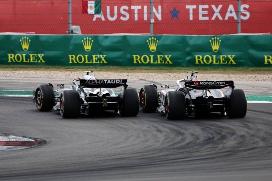 Kevin Magnussen (DEN) Haas VF-23 and Yuki Tsunoda (JPN) AlphaTauri AT04 battle for position.
21.10.2023. Formula 1 World Championship, Rd 19, United States Grand Prix, Austin, Texas, USA, Sprint Day.
- www.xpbimages.com, EMail: requests@xpbimages.com © Copyright: Moy / XPB Images