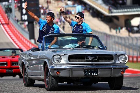(L to R): Alexander Albon (THA) Williams Racing and Logan Sargeant (USA) Williams Racing on the drivers' parade.
22.10.2023. Formula 1 World Championship, Rd 19, United States Grand Prix, Austin, Texas, USA, Race Day.
- www.xpbimages.com, EMail: requests@xpbimages.com © Copyright: Coates / XPB Images
