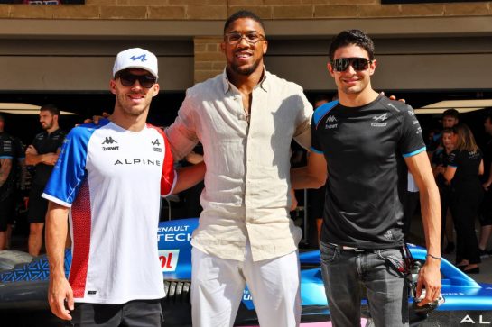 (L to R): Pierre Gasly (FRA) Alpine F1 Team with Anthony Joshua (GBR) Boxer and Otro Capital Alpine F1 Team Investor and Esteban Ocon (FRA) Alpine F1 Team.
22.10.2023. Formula 1 World Championship, Rd 19, United States Grand Prix, Austin, Texas, USA, Race Day.
- www.xpbimages.com, EMail: requests@xpbimages.com © Copyright: Batchelor / XPB Images