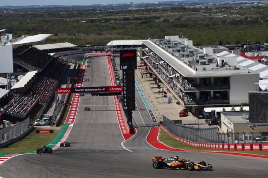 Oscar Piastri (AUS) McLaren MCL60.
22.10.2023. Formula 1 World Championship, Rd 19, United States Grand Prix, Austin, Texas, USA, Race Day.
- www.xpbimages.com, EMail: requests@xpbimages.com © Copyright: Batchelor / XPB Images