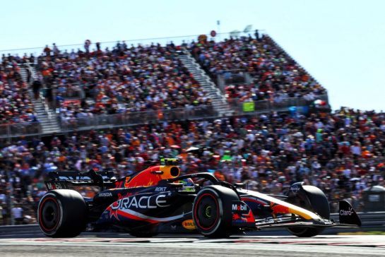 Sergio Perez (MEX) Red Bull Racing RB19.
22.10.2023. Formula 1 World Championship, Rd 19, United States Grand Prix, Austin, Texas, USA, Race Day.
- www.xpbimages.com, EMail: requests@xpbimages.com © Copyright: Batchelor / XPB Images