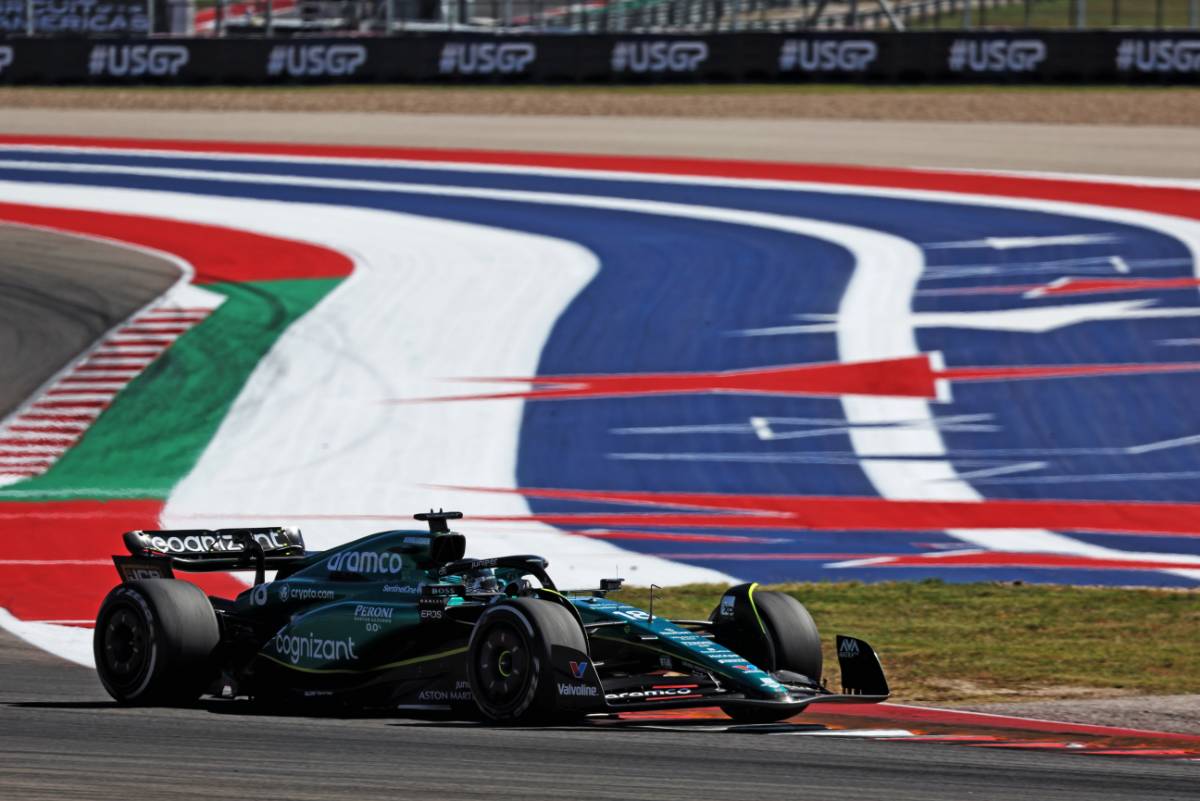 Lance Stroll (CDN) Aston Martin F1 Team AMR23. 22.10.2023. Formula 1 World Championship, Rd 19, United States Grand Prix, Austin, Texas, USA, Race Day. - www.xpbimages.com, EMail: requests@xpbimages.com © Copyright: Moy / XPB Images