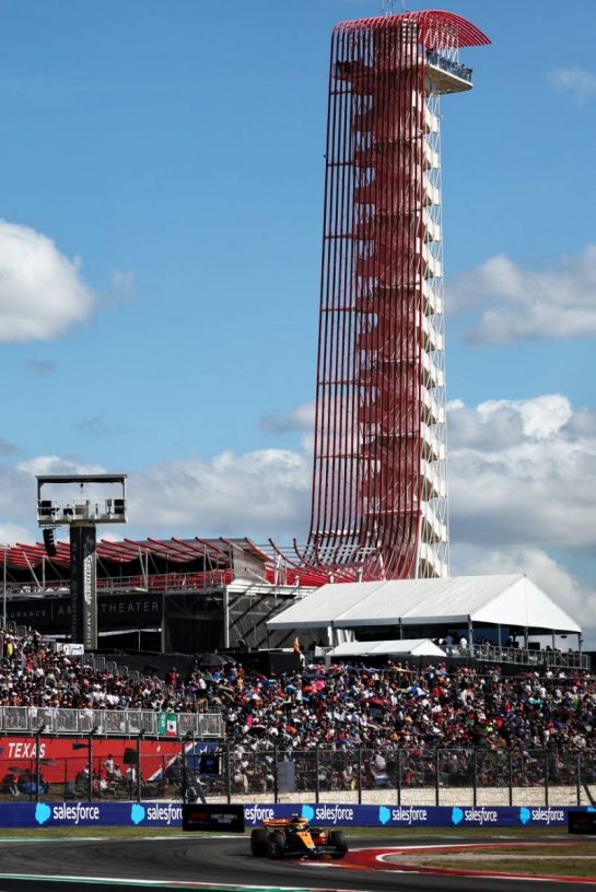 Lando Norris (GBR) McLaren MCL60.
22.10.2023. Formula 1 World Championship, Rd 19, United States Grand Prix, Austin, Texas, USA, Race Day.
- www.xpbimages.com, EMail: requests@xpbimages.com © Copyright: Moy / XPB Images
