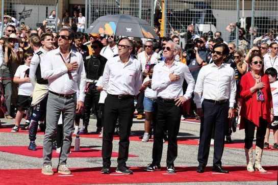 (L to R): gma; Stefano Domenicali (ITA) Formula One President and CEO; Greg Maffei (USA) Liberty Media Corporation President and Chief Executive Officer; and Mohammed Bin Sulayem (UAE) FIA President on the grid.
22.10.2023. Formula 1 World Championship, Rd 19, United States Grand Prix, Austin, Texas, USA, Race Day.
- www.xpbimages.com, EMail: requests@xpbimages.com © Copyright: Moy / XPB Images