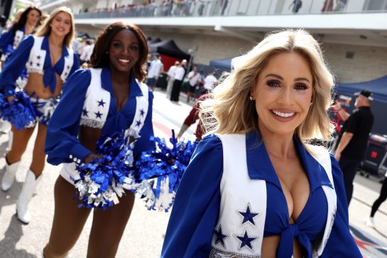 Dallas Cowboys Cheerleaders.
22.10.2023. Formula 1 World Championship, Rd 19, United States Grand Prix, Austin, Texas, USA, Race Day.
- www.xpbimages.com, EMail: requests@xpbimages.com © Copyright: Bearne / XPB Images