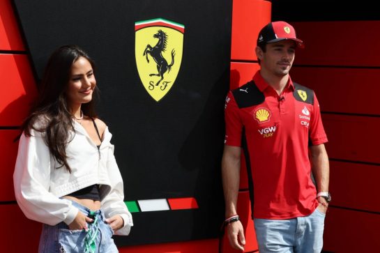 Charles Leclerc (MON) Ferrari with his girlfriend Alexandra Saint Mleux (ITA).
26.10.2023. Formula 1 World Championship, Rd 20, Mexican Grand Prix, Mexico City, Mexico, Preparation Day.
- www.xpbimages.com, EMail: requests@xpbimages.com © Copyright: Moy / XPB Images