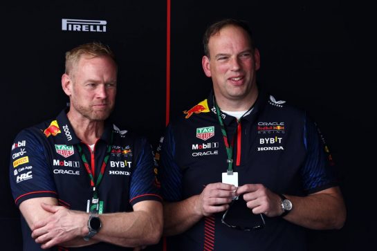 Security guards for Max Verstappen (NLD) Red Bull Racing.
26.10.2023. Formula 1 World Championship, Rd 20, Mexican Grand Prix, Mexico City, Mexico, Preparation Day.
- www.xpbimages.com, EMail: requests@xpbimages.com © Copyright: Moy / XPB Images