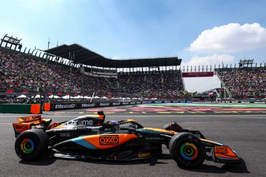 Oscar Piastri (AUS), McLaren 
27.10.2023. Formula 1 World Championship, Rd 20, Mexican Grand Prix, Mexico City, Mexico, Practice Day.
- www.xpbimages.com, EMail: requests@xpbimages.com © Copyright: Charniaux / XPB Images