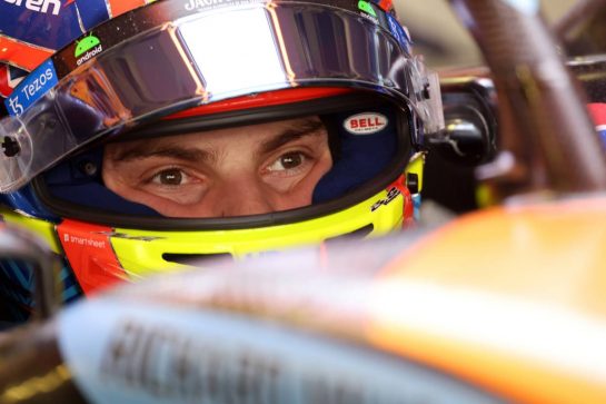 Oscar Piastri (AUS) McLaren MCL60.
27.10.2023. Formula 1 World Championship, Rd 20, Mexican Grand Prix, Mexico City, Mexico, Practice Day.
- www.xpbimages.com, EMail: requests@xpbimages.com © Copyright: Bearne / XPB Images