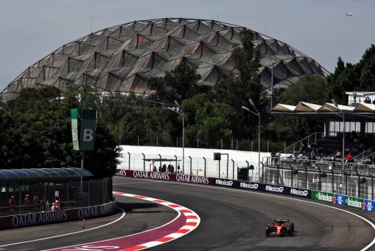 Carlos Sainz Jr (ESP) Ferrari SF-23.
28.10.2023. Formula 1 World Championship, Rd 20, Mexican Grand Prix, Mexico City, Mexico, Qualifying Day.
- www.xpbimages.com, EMail: requests@xpbimages.com © Copyright: Moy / XPB Images