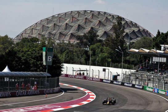 Max Verstappen (NLD) Red Bull Racing RB19.
28.10.2023. Formula 1 World Championship, Rd 20, Mexican Grand Prix, Mexico City, Mexico, Qualifying Day.
- www.xpbimages.com, EMail: requests@xpbimages.com © Copyright: Moy / XPB Images