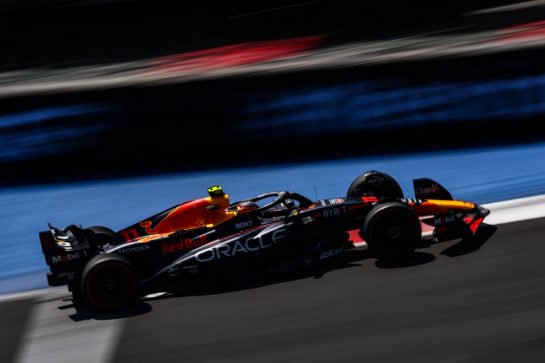 Sergio Perez (MEX), Red Bull Racing 
28.10.2023. Formula 1 World Championship, Rd 20, Mexican Grand Prix, Mexico City, Mexico, Qualifying Day.
- www.xpbimages.com, EMail: requests@xpbimages.com © Copyright: Charniaux / XPB Images