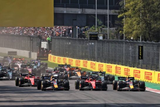 (L to R): Max Verstappen (NLD) Red Bull Racing RB19; Charles Leclerc (MON) Ferrari SF-23; and Sergio Perez (MEX) Red Bull Racing RB19 at the start of the race.
29.10.2023. Formula 1 World Championship, Rd 20, Mexican Grand Prix, Mexico City, Mexico, Race Day.
- www.xpbimages.com, EMail: requests@xpbimages.com © Copyright: Bearne / XPB Images