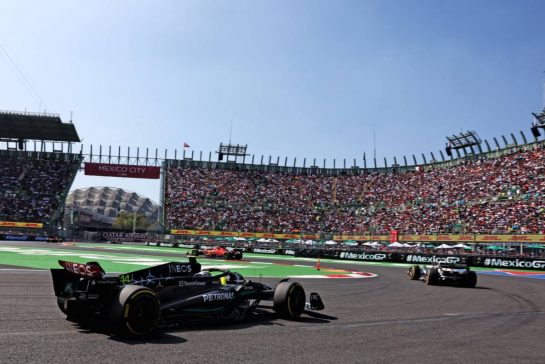 Lewis Hamilton (GBR) Mercedes AMG F1 W14.
29.10.2023. Formula 1 World Championship, Rd 20, Mexican Grand Prix, Mexico City, Mexico, Race Day.
- www.xpbimages.com, EMail: requests@xpbimages.com © Copyright: Charniaux / XPB Images