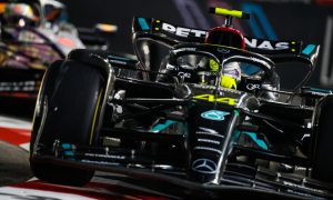 Hamilton blames tyres for 'terrible' quali, Russell fears 'disaster'