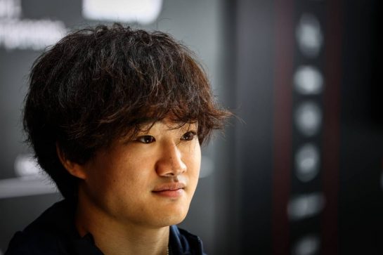 Yuki Tsunoda (JPN), Scuderia Alpha Tauri 
02.11.2023. Formula 1 World Championship, Rd 21, Brazilian Grand Prix, Sao Paulo, Brazil, Preparation Day.
- www.xpbimages.com, EMail: requests@xpbimages.com © Copyright: Charniaux / XPB Images