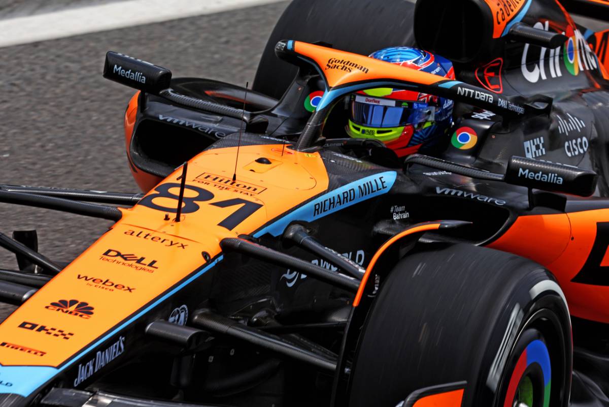 Oscar Piastri (AUS) McLaren MCL60. 03.11.2023. Formula 1 World Championship, Rd 21, Brazilian Grand Prix, Sao Paulo, Brazil, Qualifying Day. - www.xpbimages.com, EMail: requests@xpbimages.com © Copyright: Batchelor / XPB Images