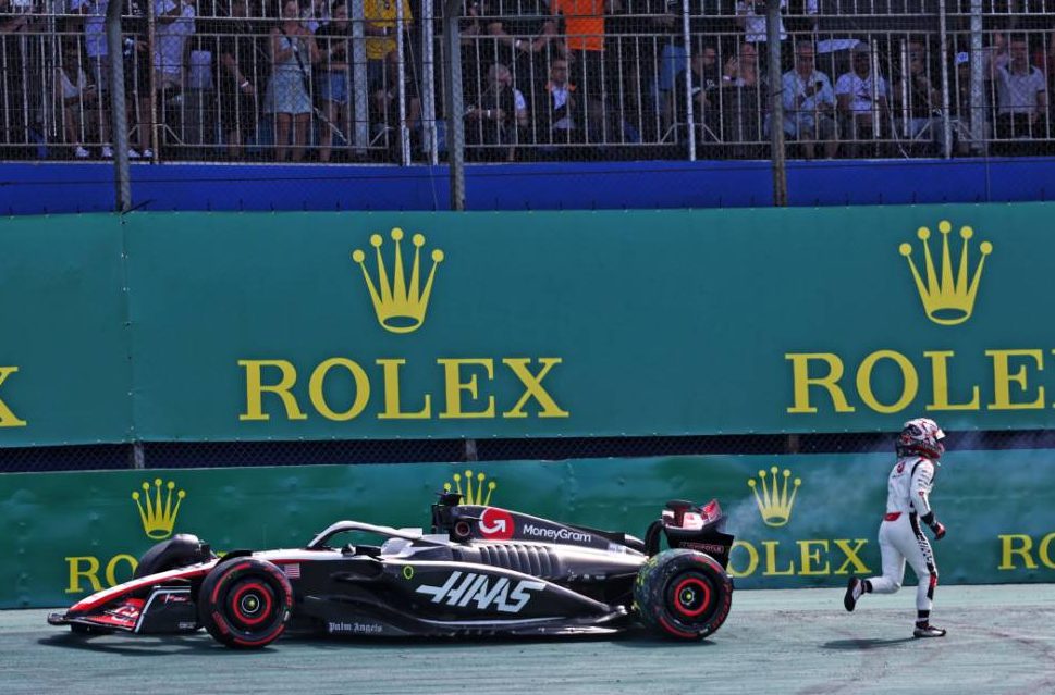 Kevin Magnussen (DEN) Haas VF-23 crashed out of the race. 05.11.2023. Formula 1 World Championship, Rd 21, Brazilian Grand Prix, Sao Paulo, Brazil, Race Day. - www.xpbimages.com, EMail: requests@xpbimages.com © Copyright: Batchelor / XPB Images