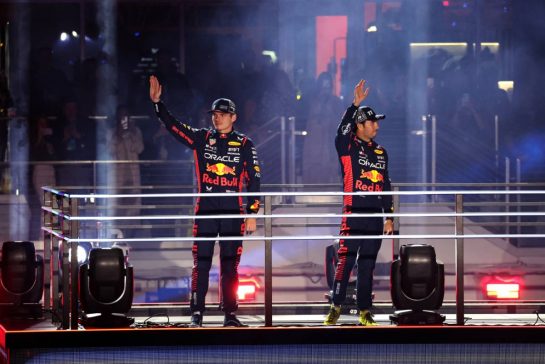 (L to R): Max Verstappen (NLD) Red Bull Racing and Sergio Perez (MEX) Red Bull Racing - Opening Ceremony.
15.11.2023. Formula 1 World Championship, Rd 22, Las Vegas Grand Prix, Las Vegas, Nevada, USA, Preparation Day.
- www.xpbimages.com, EMail: requests@xpbimages.com © Copyright: Moy / XPB Images