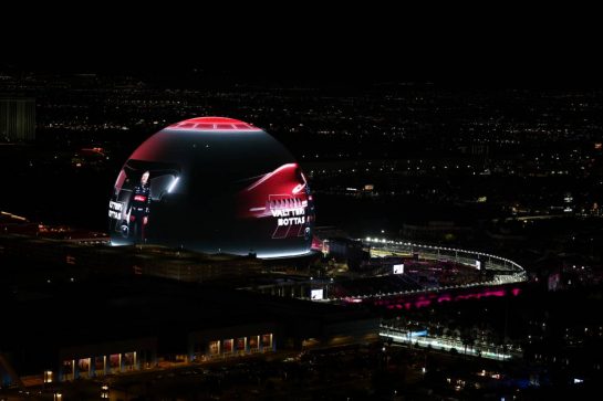 Circuit atmosphere - Valtteri Bottas (FIN) Alfa Romeo F1 Team on the Sphere.
16.11.2023. Formula 1 World Championship, Rd 22, Las Vegas Grand Prix, Las Vegas, Nevada, USA, Practice Day.
- www.xpbimages.com, EMail: requests@xpbimages.com © Copyright: Moy / XPB Images