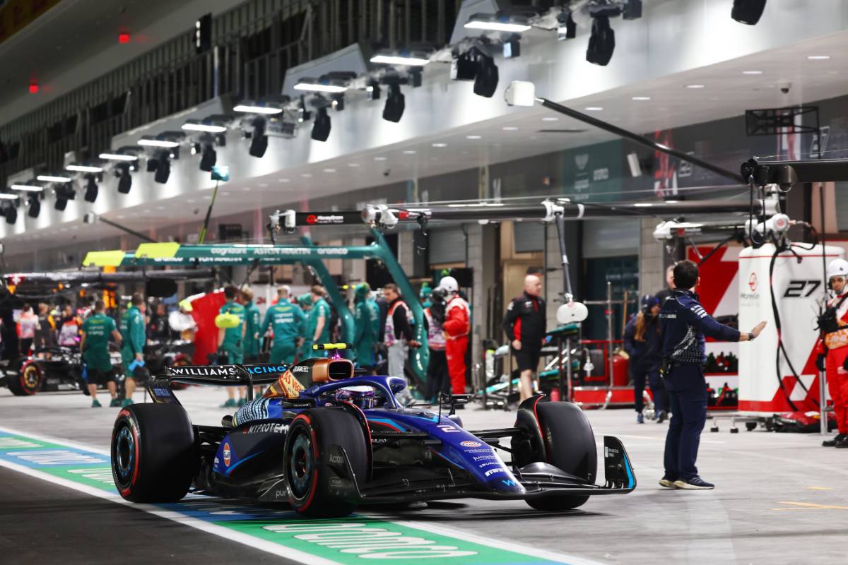 Logan Sargeant (USA) Williams Racing FW45 leaves the pits.
16.11.2023. Formula 1 World Championship, Rd 22, Las Vegas Grand Prix, Las Vegas, Nevada, USA, Practice Day.
- www.xpbimages.com, EMail: requests@xpbimages.com © Copyright: Batchelor / XPB Images