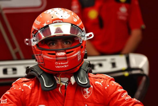 Carlos Sainz Jr (ESP) Ferrari SF-23.
17.11.2023. Formula 1 World Championship, Rd 22, Las Vegas Grand Prix, Las Vegas, Nevada, USA, Qualifying Day.
- www.xpbimages.com, EMail: requests@xpbimages.com © Copyright: Batchelor / XPB Images