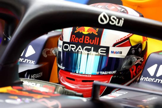 Jake Dennis (GBR) Red Bull Racing RB19 Test Driver.
24.11.2023. Formula 1 World Championship, Rd 23, Abu Dhabi Grand Prix, Yas Marina Circuit, Abu Dhabi, Practice Day.
- www.xpbimages.com, EMail: requests@xpbimages.com © Copyright: Batchelor / XPB Images