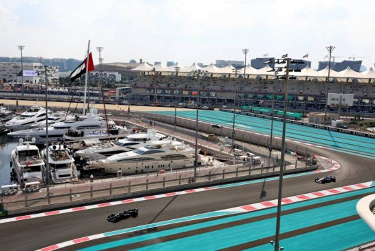 George Russell (GBR) Mercedes AMG F1 W14.
24.11.2023. Formula 1 World Championship, Rd 23, Abu Dhabi Grand Prix, Yas Marina Circuit, Abu Dhabi, Practice Day.
- www.xpbimages.com, EMail: requests@xpbimages.com © Copyright: Moy / XPB Images