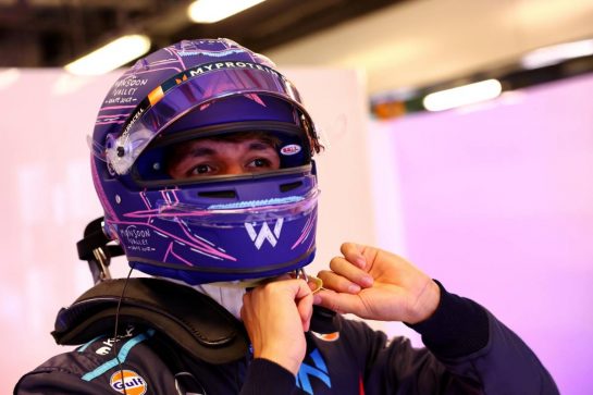 Alexander Albon (THA) Williams Racing.
24.11.2023. Formula 1 World Championship, Rd 23, Abu Dhabi Grand Prix, Yas Marina Circuit, Abu Dhabi, Practice Day.
- www.xpbimages.com, EMail: requests@xpbimages.com © Copyright: Batchelor / XPB Images