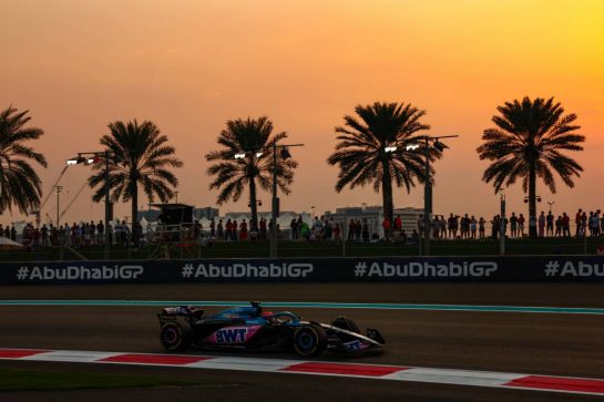Esteban Ocon (FRA), Alpine F1 Team 
24.11.2023. Formula 1 World Championship, Rd 23, Abu Dhabi Grand Prix, Yas Marina Circuit, Abu Dhabi, Practice Day.
- www.xpbimages.com, EMail: requests@xpbimages.com © Copyright: Charniaux / XPB Images