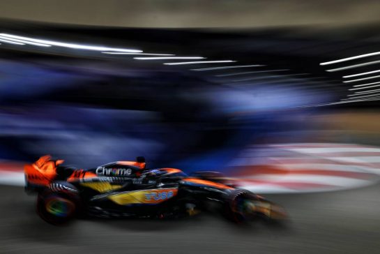 Oscar Piastri (AUS) McLaren MCL60.
25.11.2023. Formula 1 World Championship, Rd 23, Abu Dhabi Grand Prix, Yas Marina Circuit, Abu Dhabi, Qualifying Day.
 - www.xpbimages.com, EMail: requests@xpbimages.com © Copyright: Coates / XPB Images