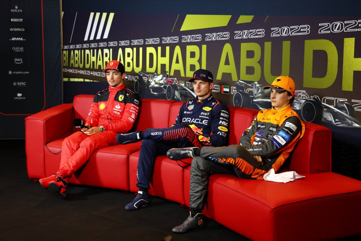 (L to R): Charles Leclerc (MON) Ferrari; Max Verstappen (NLD) Red Bull Racing; and Oscar Piastri (AUS) McLaren, in the post qualifying FIA Press Conference. 25.11.2023. Formula 1 World Championship, Rd 23, Abu Dhabi Grand Prix, Yas Marina Circuit, Abu Dhabi, Qualifying Day. - www.xpbimages.com, EMail: requests@xpbimages.com © Copyright: Coates / XPB Images