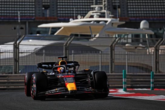 Jake Dennis (GBR) Red Bull Racing RB19 Test Driver.
28.11.2023. Formula 1 Testing, Yas Marina Circuit, Abu Dhabi, Tuesday.
- www.xpbimages.com, EMail: requests@xpbimages.com © Copyright: Moy / XPB Images