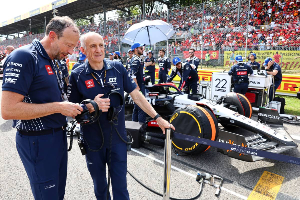 (L to R): Peter Bayer, AlphaTauri Chief Executive Officer on the grid with Franz Tost (AUT) AlphaTauri Team Principal.
03.09.2023. Formula 1 World Championship, Rd 15, Italian Grand Prix, Monza, Italy, Race Day.
- www.xpbimages.com, EMail: requests@xpbimages.com © Copyright: Batchelor / XPB Images