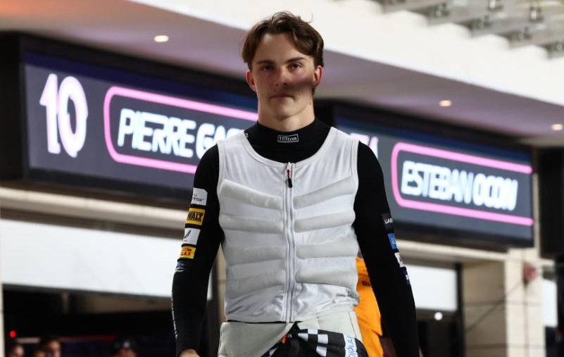 Oscar Piastri (AUS) McLaren on the grid. 08.10.2023. Formula 1 World Championship, Rd 18, Qatar Grand Prix, Doha, Qatar, Race Day. - www.xpbimages.com, EMail: requests@xpbimages.com © Copyright: Coates / XPB Images