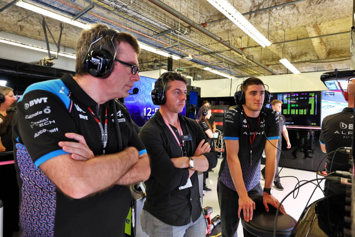 (L to R): Bruno Famin (FRA) Alpine Motorsports Vice President with Rory McIlroy (GBR) Professional Golfer and Otro Capital Alpine F1 Team Investor and Jack Doohan (AUS) Alpine F1 Team Reserve Driver. 21.10.2023. Formula 1 World Championship, Rd 19, United States Grand Prix, Austin, Texas, USA, Sprint Day. - www.xpbimages.com, EMail: requests@xpbimages.com © Copyright: Moy / XPB Images