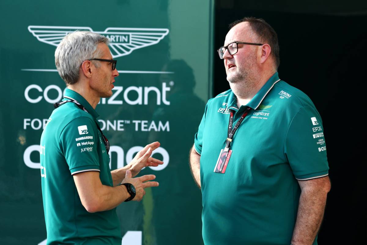 (L to R): Mike Krack (LUX) Aston Martin F1 Team, Team Principal with Tom McCullough (GBR) Aston Martin F1 Team Performance Director.
23.11.2023. Formula 1 World Championship, Rd 23, Abu Dhabi Grand Prix, Yas Marina Circuit, Abu Dhabi, Preparation Day.
- www.xpbimages.com, EMail: requests@xpbimages.com © Copyright: Moy / XPB Images
