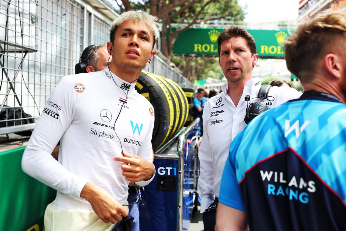 Alexander Albon (THA) Williams Racing with James Vowles (GBR) Williams Racing Team Principal on the grid. 28.05.2023. Formula 1 World Championship, Rd 7, Monaco Grand Prix, Monte Carlo, Monaco, Race Day. - www.xpbimages.com, EMail: requests@xpbimages.com © Copyright: Bearne / XPB Images