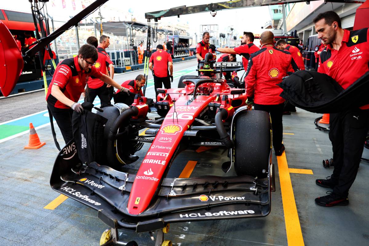 Charles Leclerc (MON) Ferrari SF-23 in the pits. 16.09.2023. Formula 1 World Championship, Rd 16, Singapore Grand Prix, Marina Bay Street Circuit, Singapore, Qualifying Day. - www.xpbimages.com, EMail: requests@xpbimages.com © Copyright: Batchelor / XPB Images