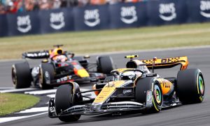 McLaren drivers ’want to believe’ they can beat Red Bull