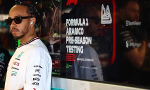 Hamilton kept family in the dark about Ferrari move