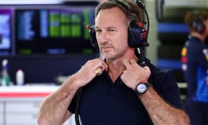 Horner on his way to Bahrain, but uncertainty still looms