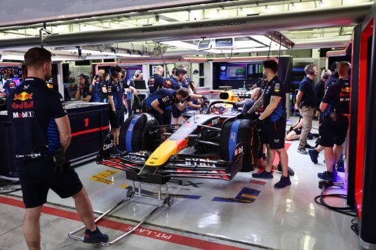 Max Verstappen (NLD) Red Bull Racing RB20.
21.02.2024. Formula 1 Testing, Sakhir, Bahrain, Day One.
- www.xpbimages.com, EMail: requests@xpbimages.com © Copyright: Batchelor / XPB Images