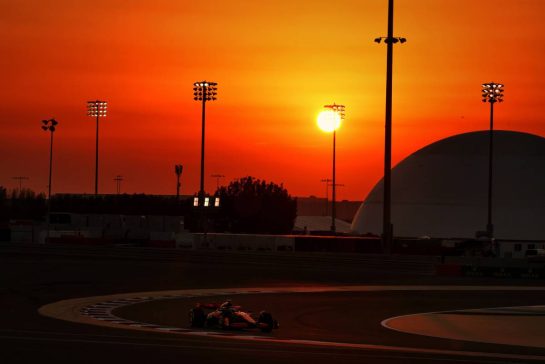 Lando Norris (GBR) McLaren MCL38.
21.02.2024. Formula 1 Testing, Sakhir, Bahrain, Day One.
- www.xpbimages.com, EMail: requests@xpbimages.com © Copyright: Moy / XPB Images