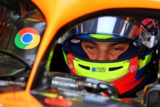 Oscar Piastri (AUS) McLaren MCL38.
22.02.2024. Formula 1 Testing, Sakhir, Bahrain, Day Two.
- www.xpbimages.com, EMail: requests@xpbimages.com © Copyright: Batchelor / XPB Images