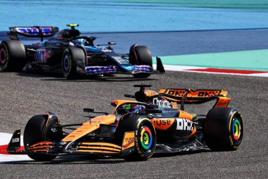 Oscar Piastri (AUS) McLaren MCL38.
22.02.2024. Formula 1 Testing, Sakhir, Bahrain, Day Two.
- www.xpbimages.com, EMail: requests@xpbimages.com © Copyright: Moy / XPB Images
