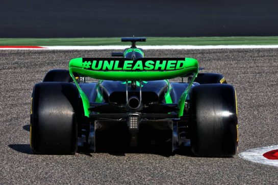 Valtteri Bottas (FIN) Sauber C44.
22.02.2024. Formula 1 Testing, Sakhir, Bahrain, Day Two.
- www.xpbimages.com, EMail: requests@xpbimages.com © Copyright: Batchelor / XPB Images