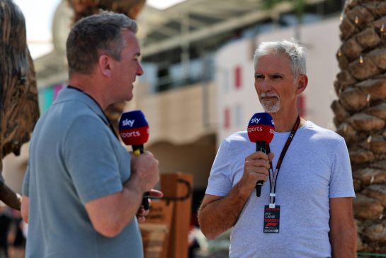 Damon Hill (GBR) Sky Sports Presenter.
28.02.2024. Formula 1 World Championship, Rd 1, Bahrain Grand Prix, Sakhir, Bahrain, Preparation Day.
 - www.xpbimages.com, EMail: requests@xpbimages.com © Copyright: Staley / XPB Images