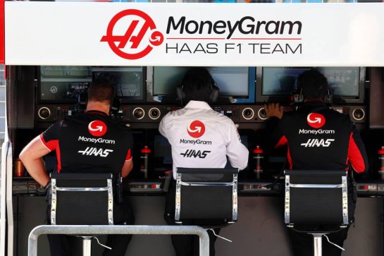 Haas F1 Team pit gantry.
29.02.2024. Formula 1 World Championship, Rd 1, Bahrain Grand Prix, Sakhir, Bahrain, Practice Day
- www.xpbimages.com, EMail: requests@xpbimages.com © Copyright: Batchelor / XPB Images